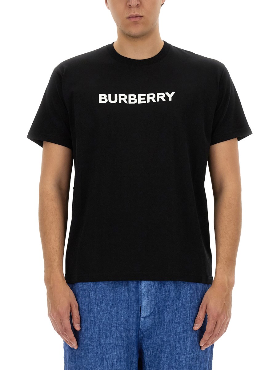 BURBERRY T-SHIRT CON LOGO