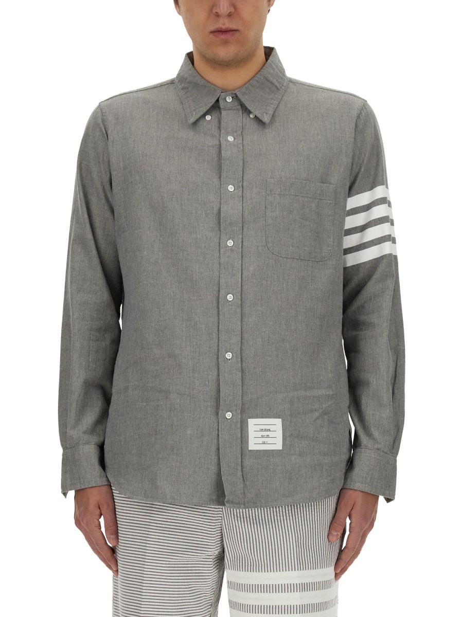 THOM BROWNE CAMICIA BUTTON DOWN STRAIGHT FIT IN CHAMBRAY CON 4-BAR