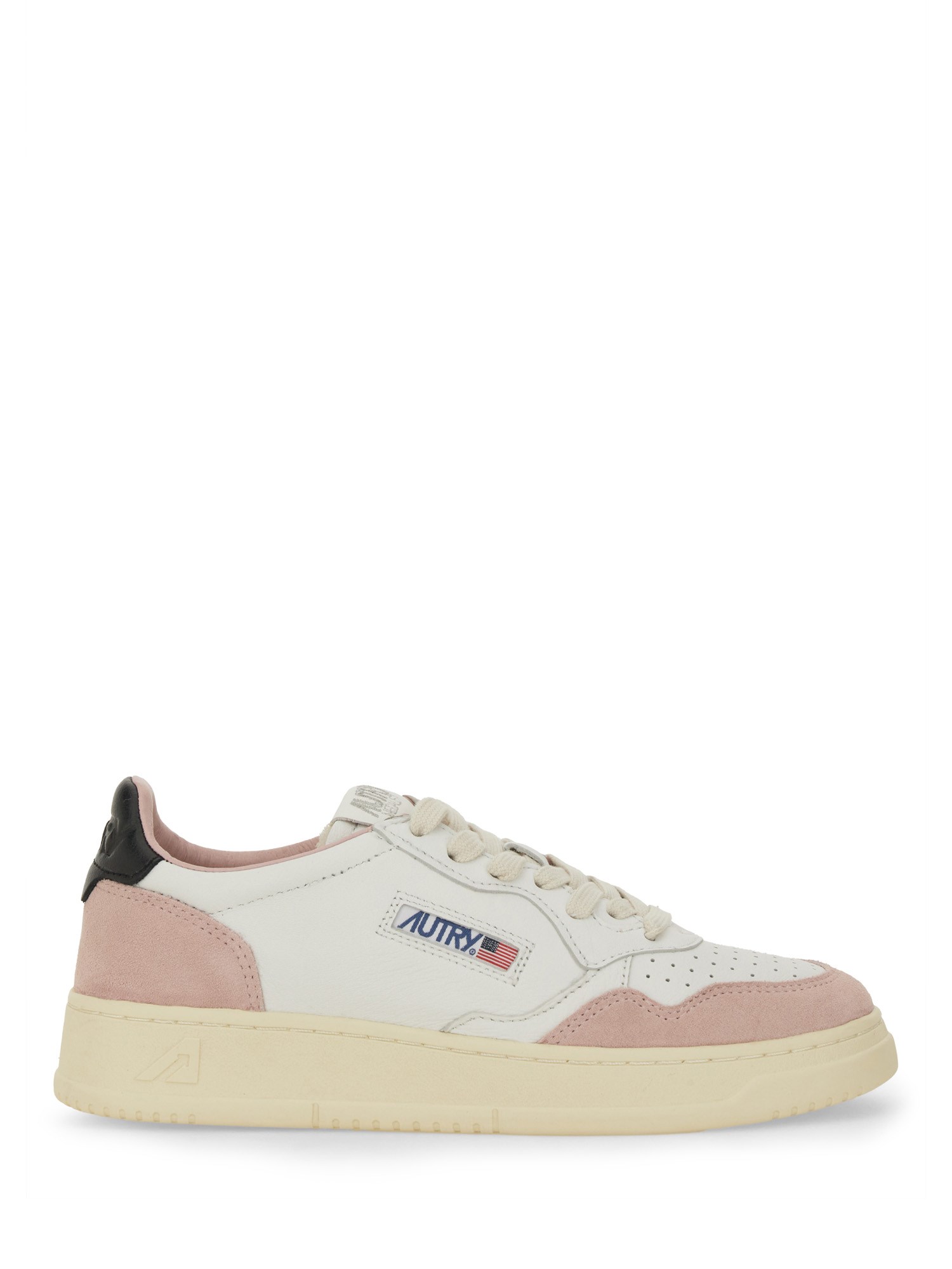 Shop Autry "medalist" Low Sneaker In Multicolour