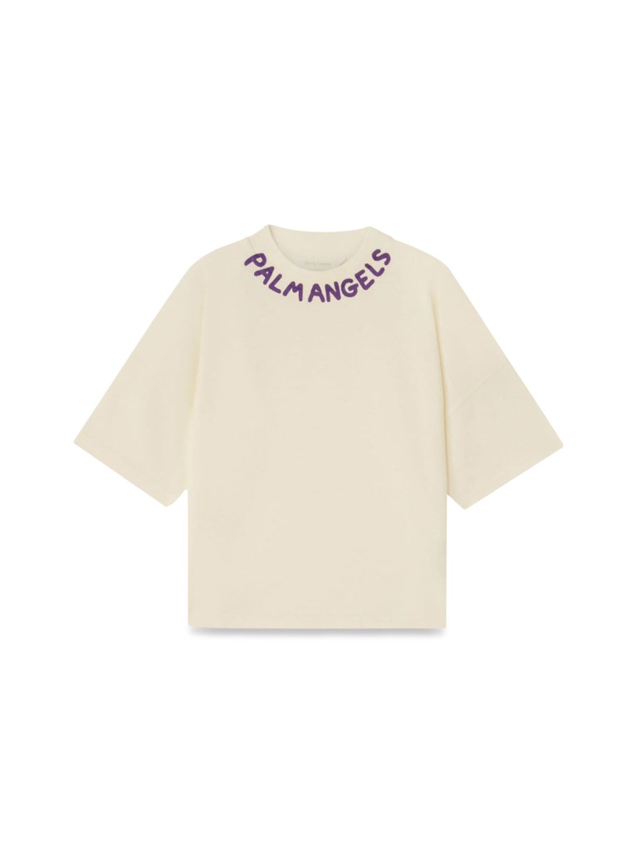 seasonal logo over tee ss