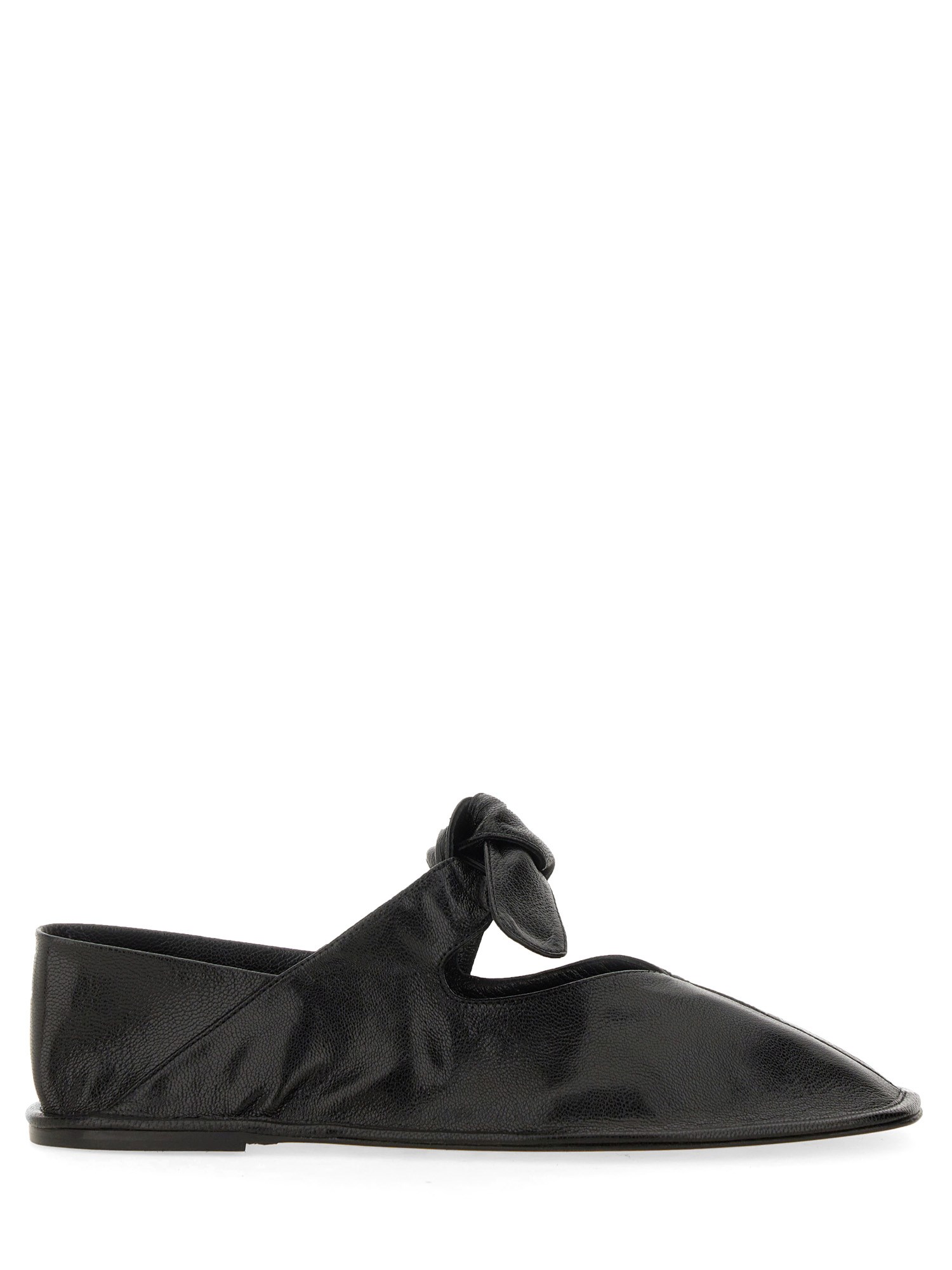 Hereu Prely Pointed Toe Flat In Black