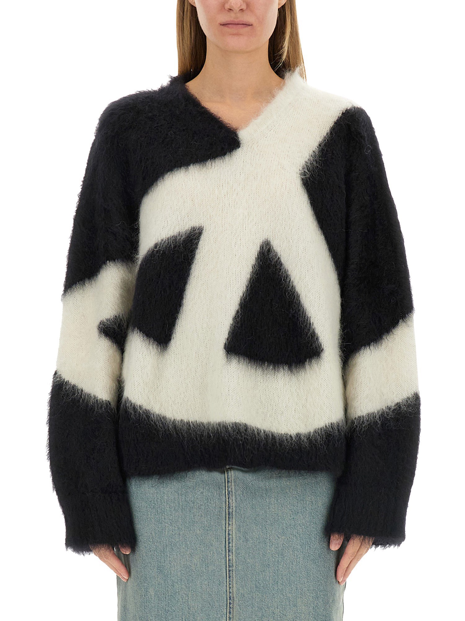Moschino Pullover In Brushed Mohair Peace In Black