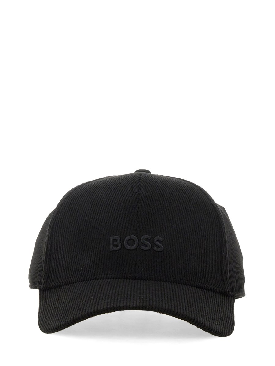 BOSS CAPPELLO "ZED-FLAG-CO" IN VELLUTO A COSTE SOTTILI CON LOGO RICAMATO