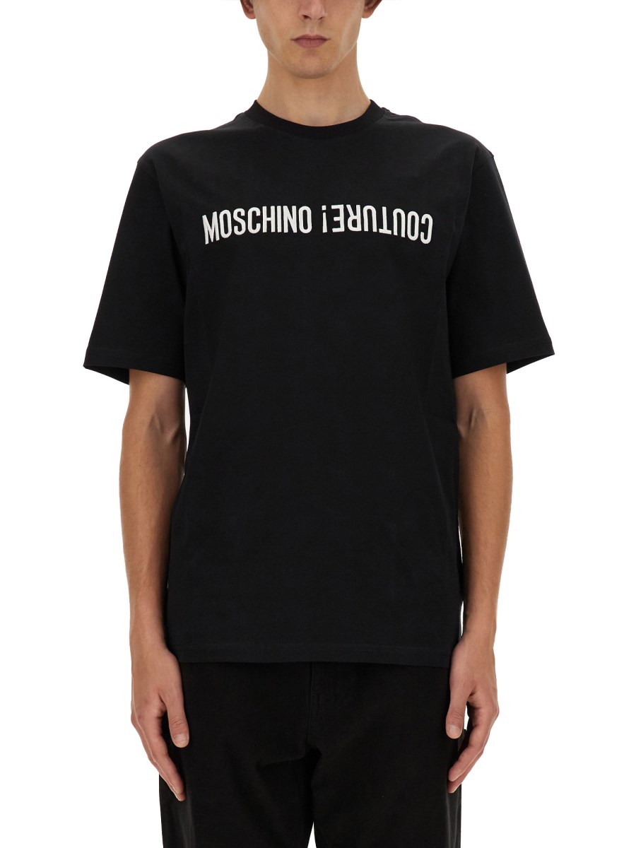 MOSCHINO T-SHIRT CON LOGO