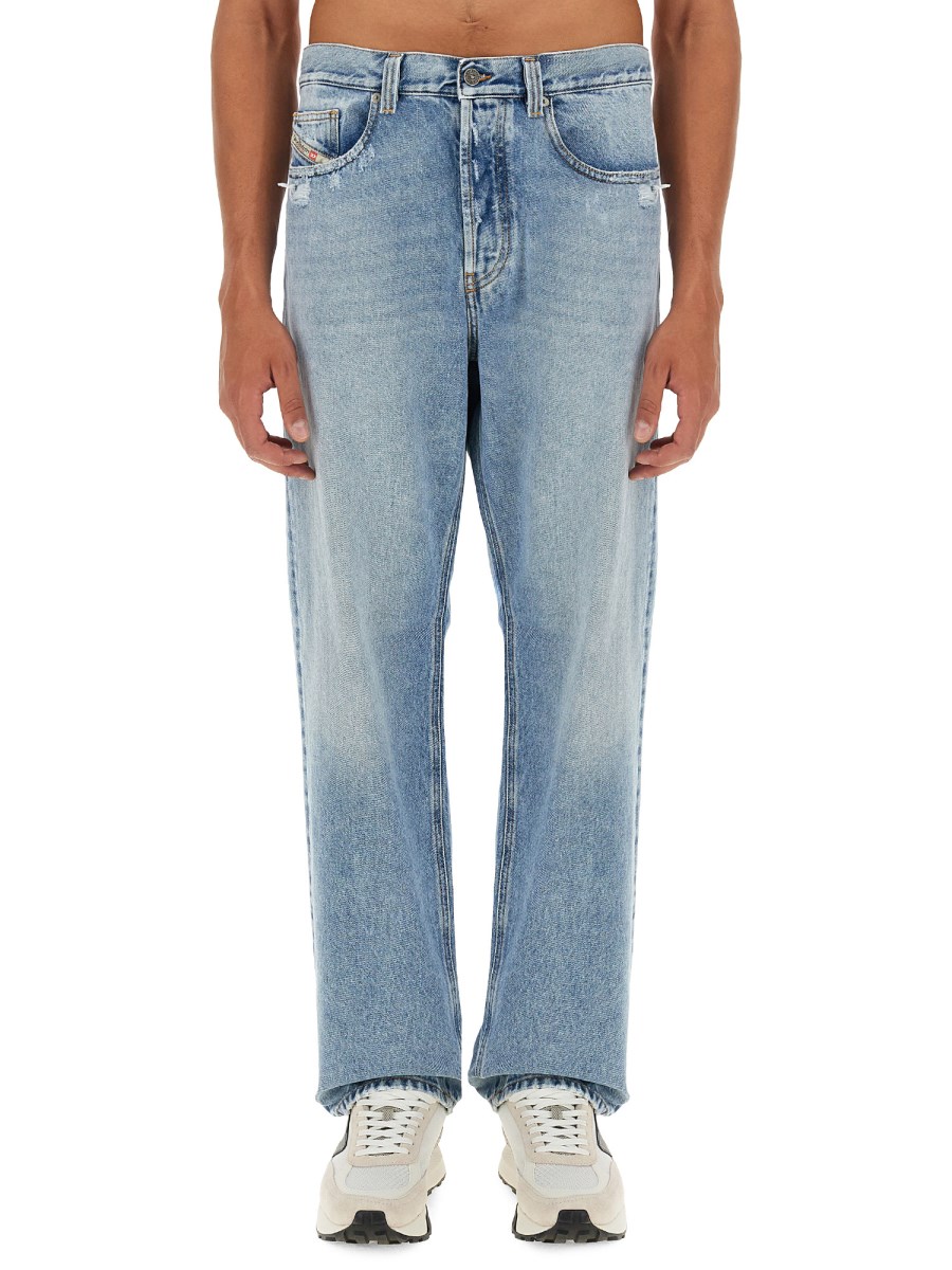 DIESEL JEANS 2010 D-MACS IN DENIM