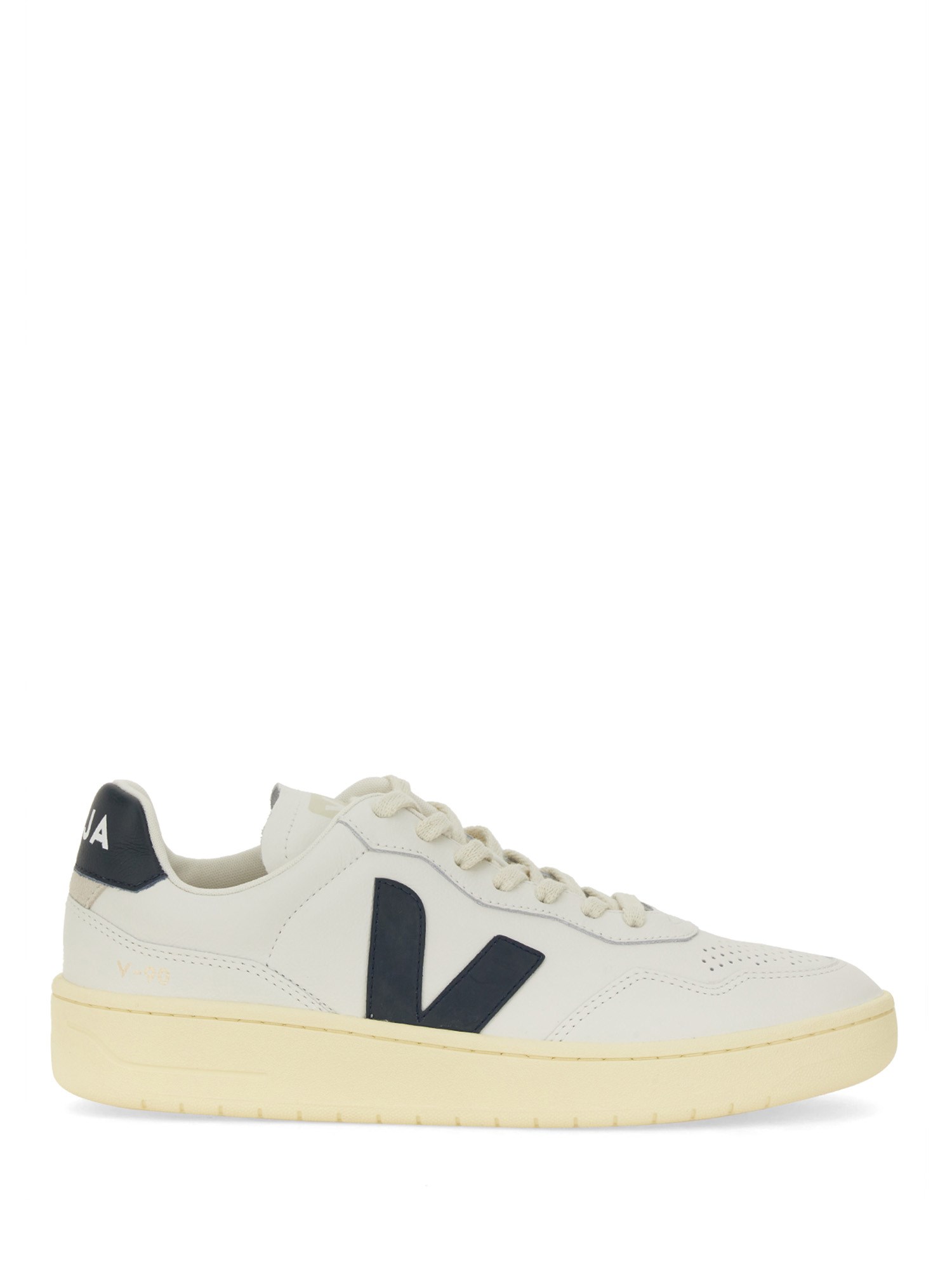 Veja V 90 Sneakers In White