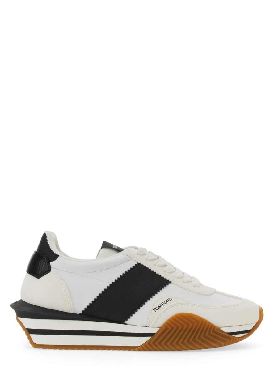 SNEAKER JAMES