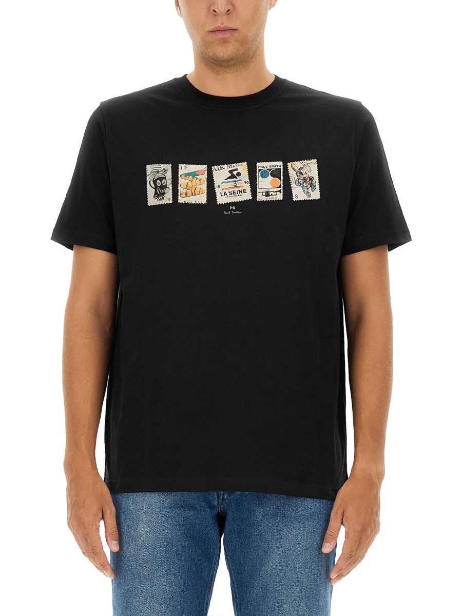 T-SHIRT CON STAMPA