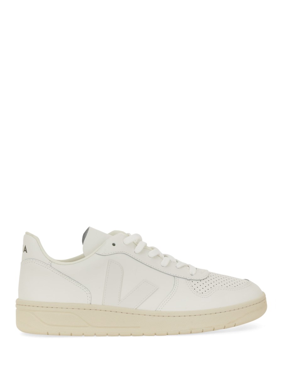 VEJA SNEAKER V-10 IN PELLE