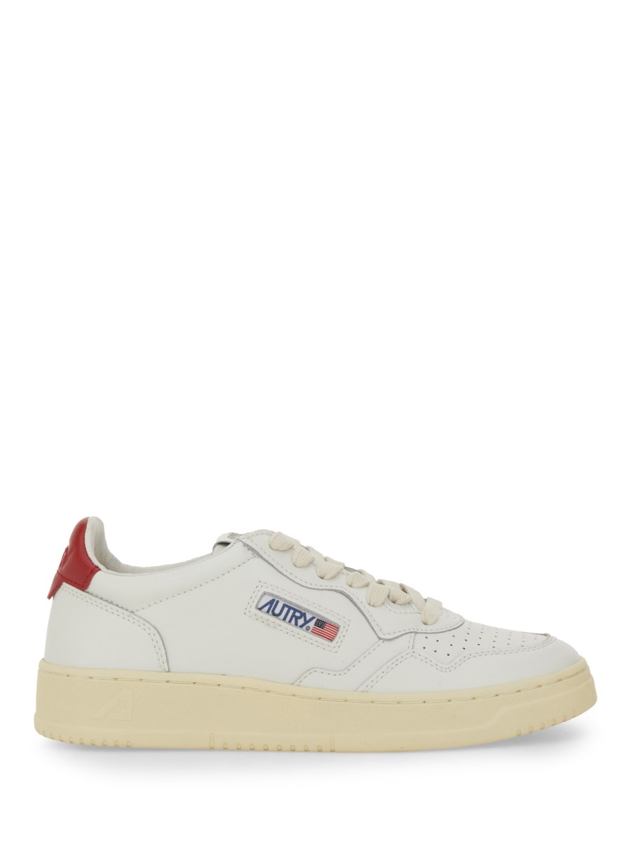 SNEAKER "MEDALIST" LOW