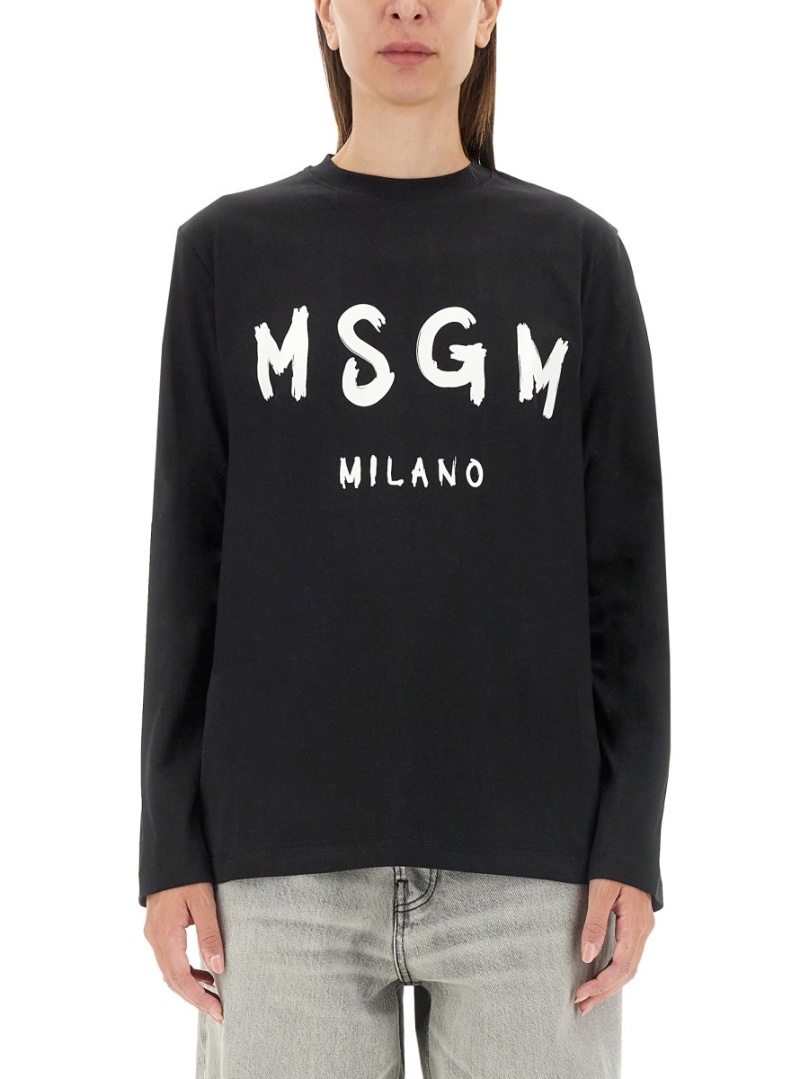 T-SHIRT CON LOGO PENNELLATO 