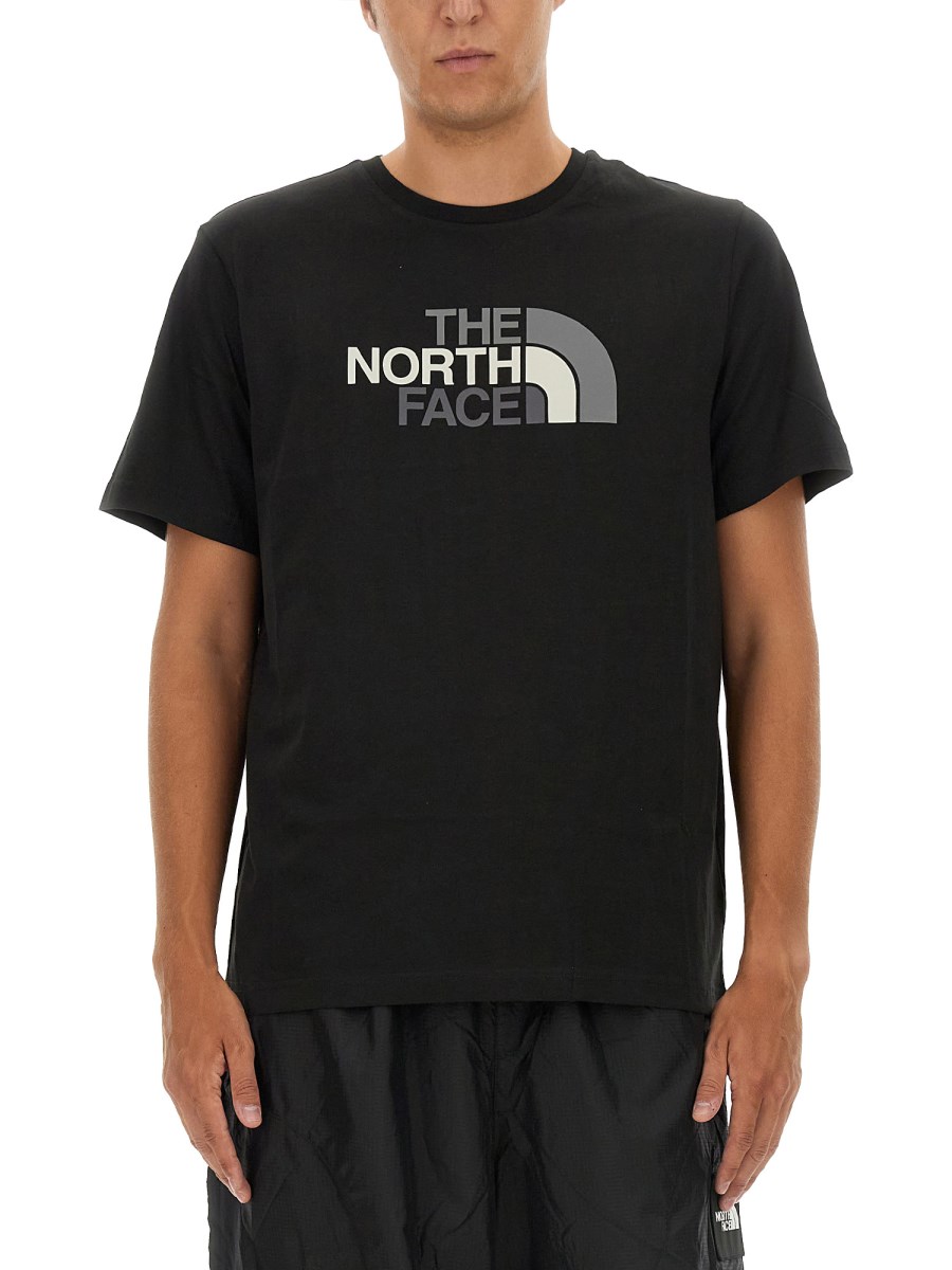 THE NORTH FACE T-SHIRT CON LOGO