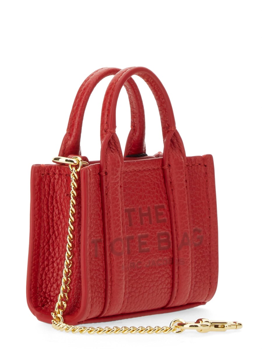 MARC JACOBS PORTACHIAVI "THE TOTE" NANO IN PELLE CON CATENA