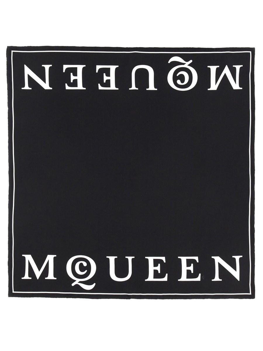 ALEXANDER McQUEEN FOULARD IN SETA CON STAMPA LOGO