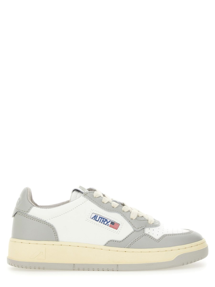 SNEAKER MEDALIST LOW