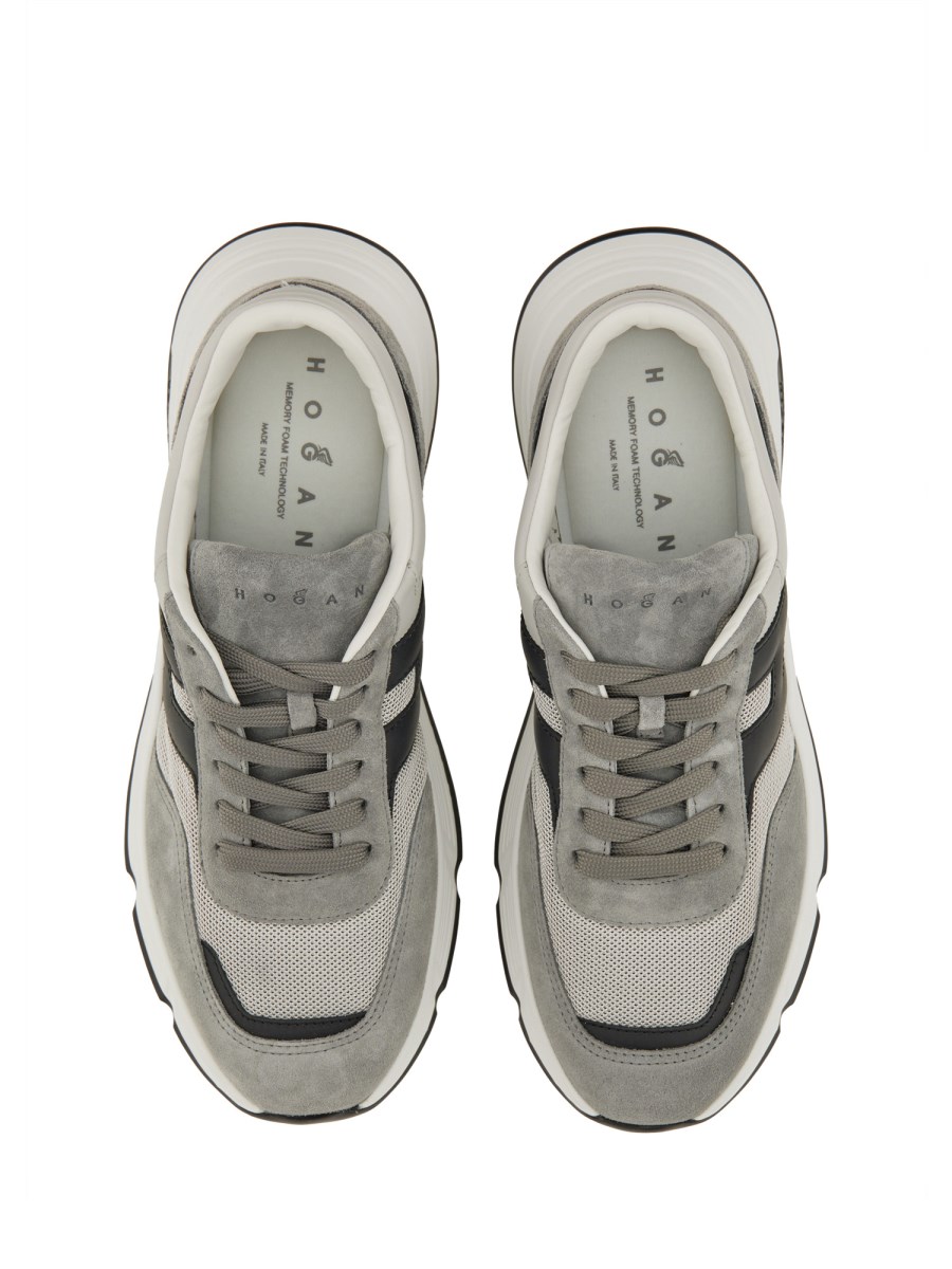 SNEAKER HYPERLIGHT