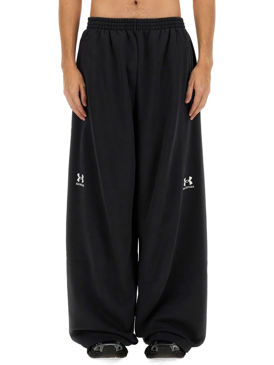 PANTALONE DA TUTA BAGGY UNDER ARMOUR®