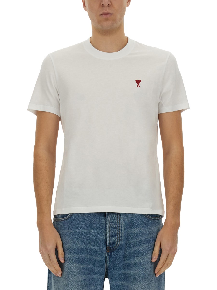 T-SHIRT CON LOGO