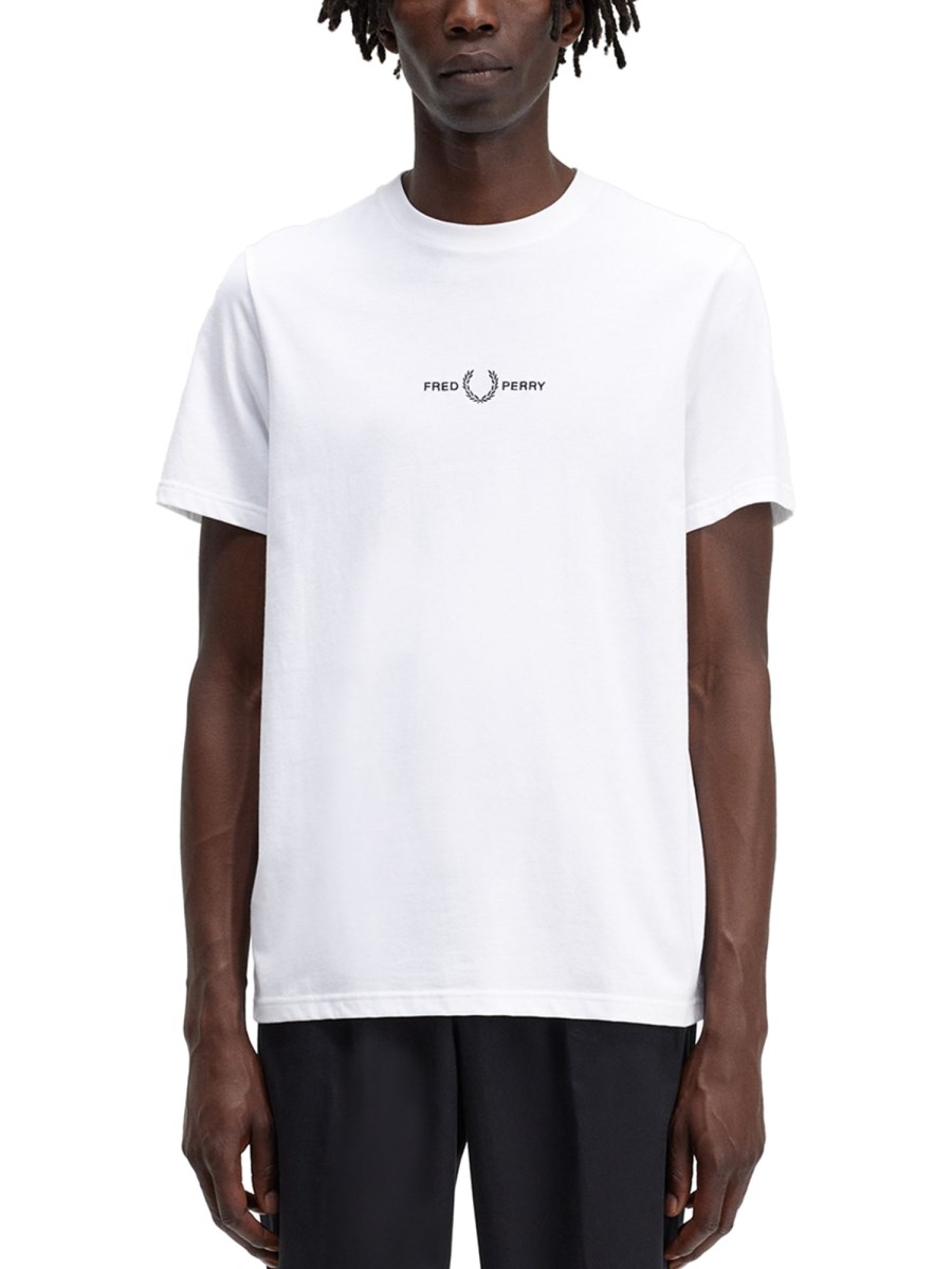 T-SHIRT CON RICAMO LOGO