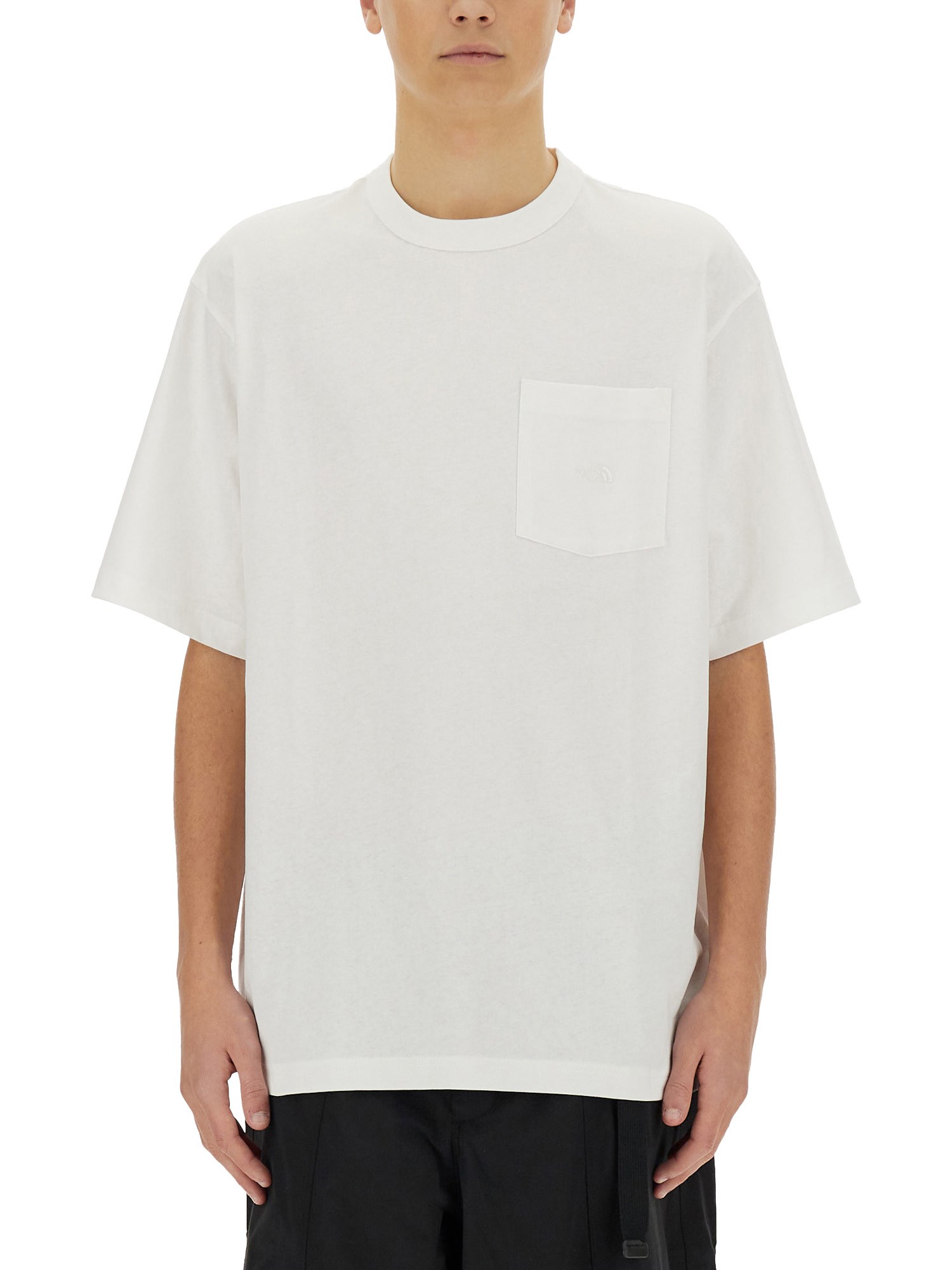 THE NORTH FACE RELAXED FIT T-SHIRT 