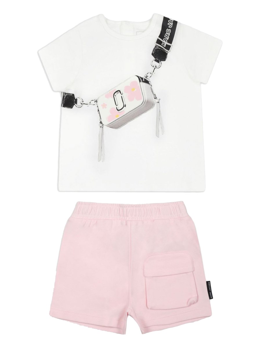 SET T-SHIRT CON SHORT