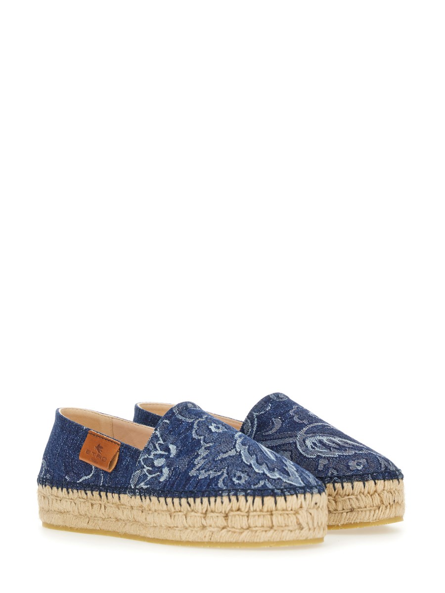 ESPADRILLAS IN DENIM