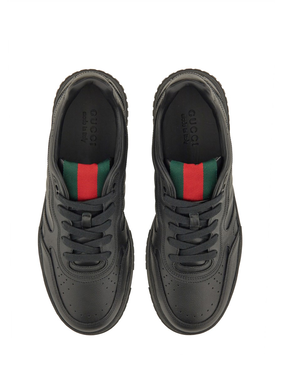 SNEAKER RE-WEB