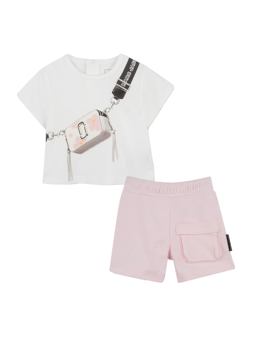 SET T-SHRT CON BERMUDA