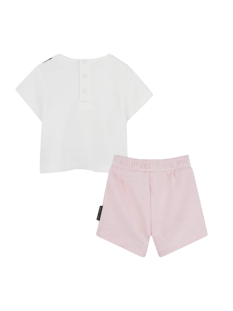 SET T-SHRT CON BERMUDA