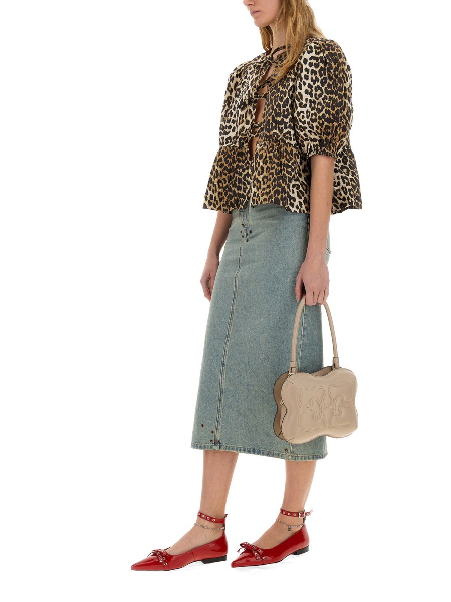 BLUSA CON MOTIVO ANIMALIER