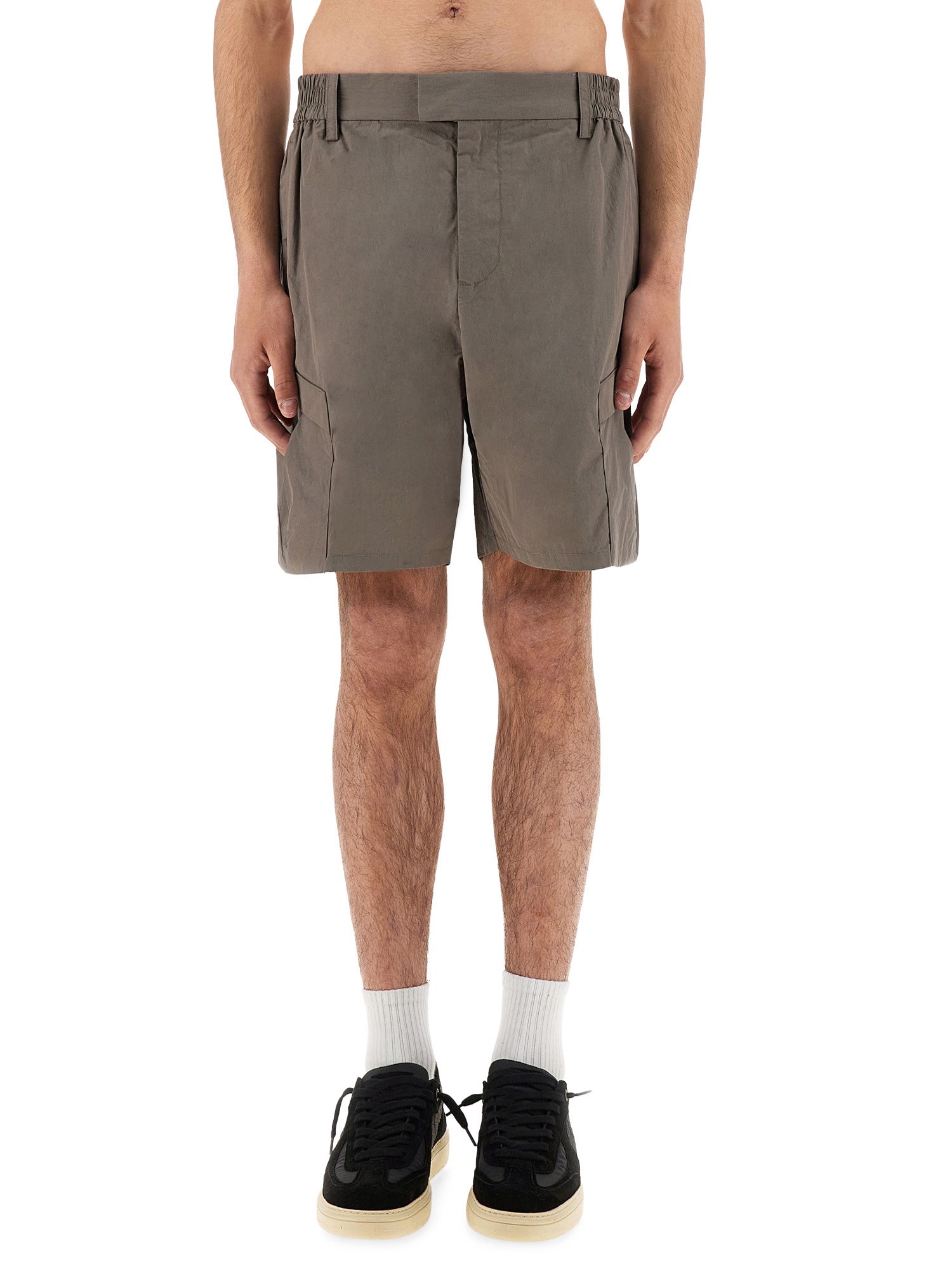 Represent Relaxed Fit Cargo Tech Shorts In Dove