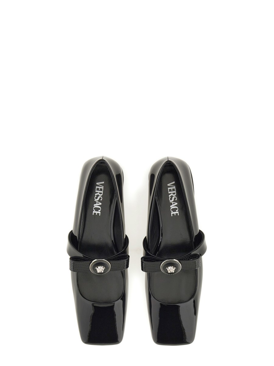 BALLERINA IN VERNICE GIANNI RIBBON
