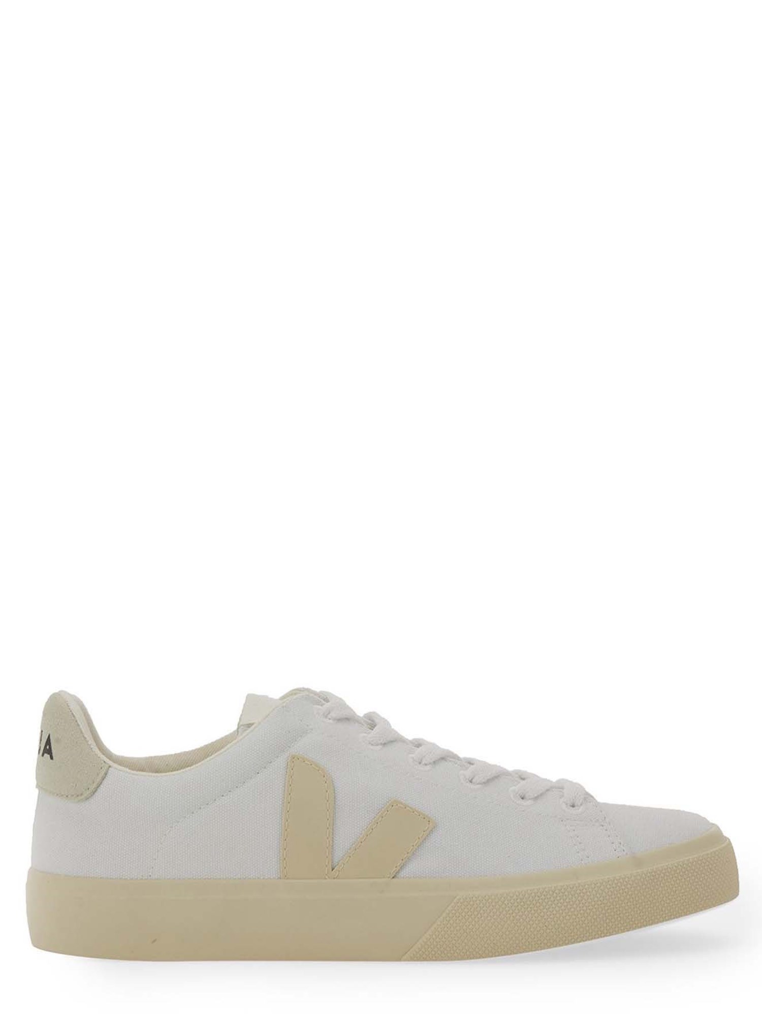 Veja "camp" Sneaker In White