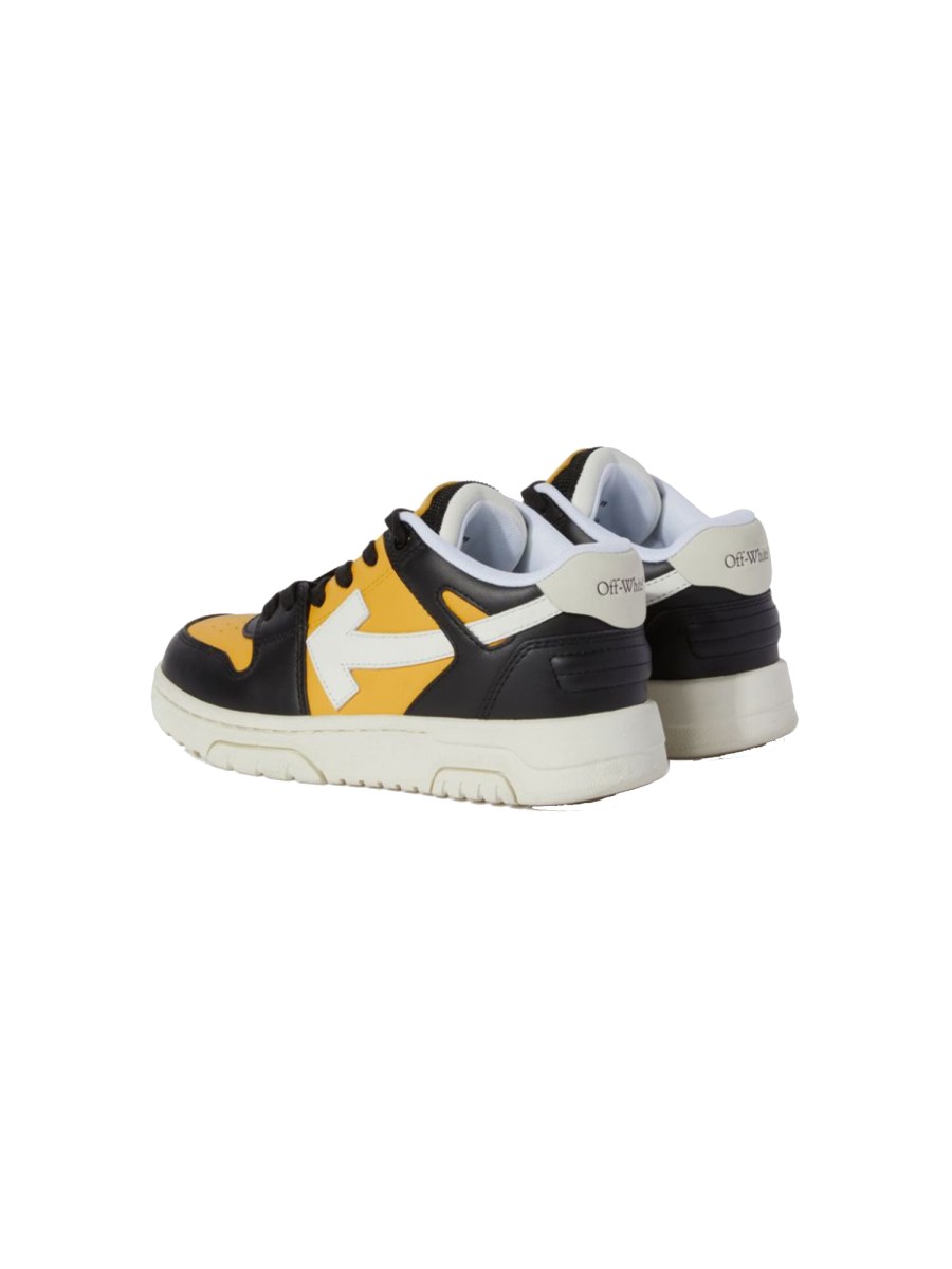 SNEAKER