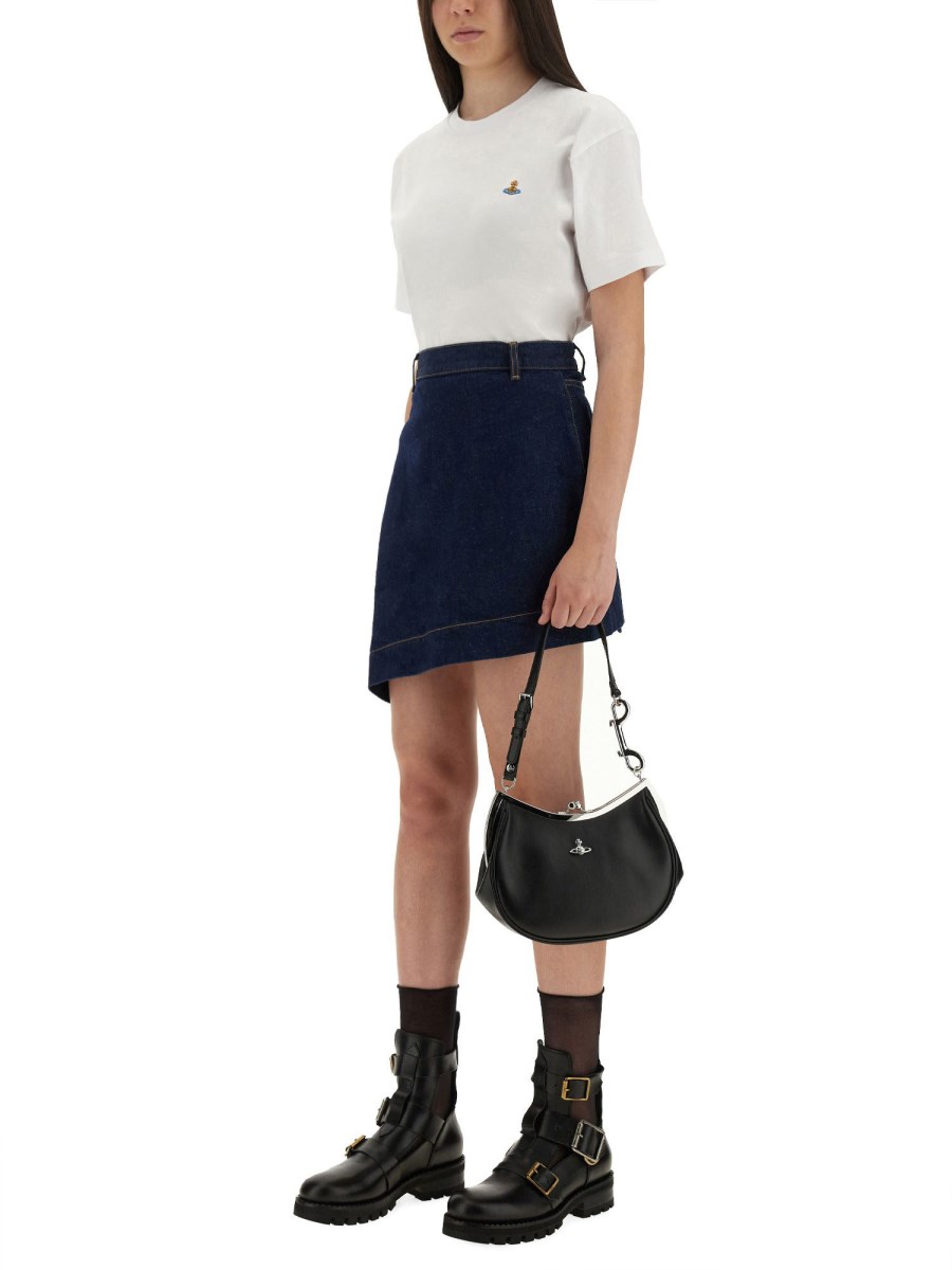 GONNA SAILOR