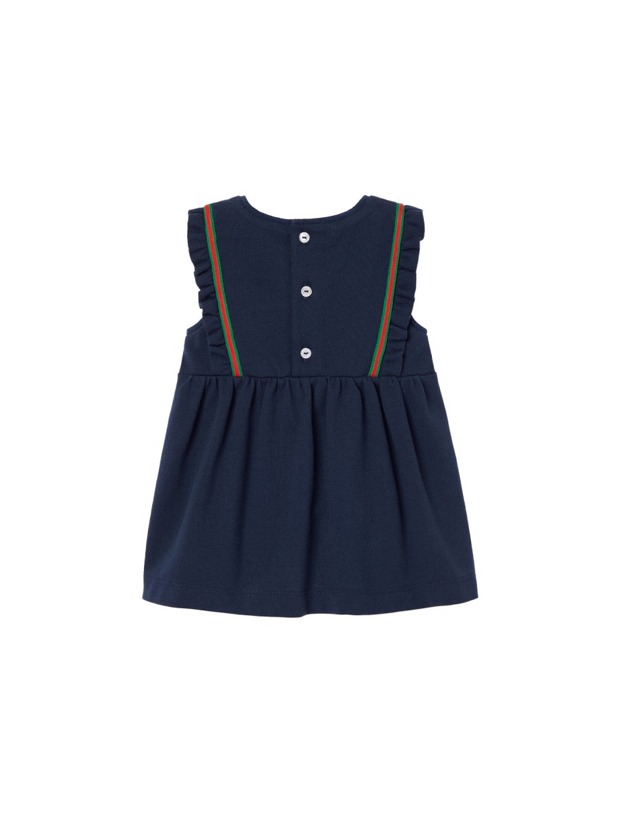 VESTITO