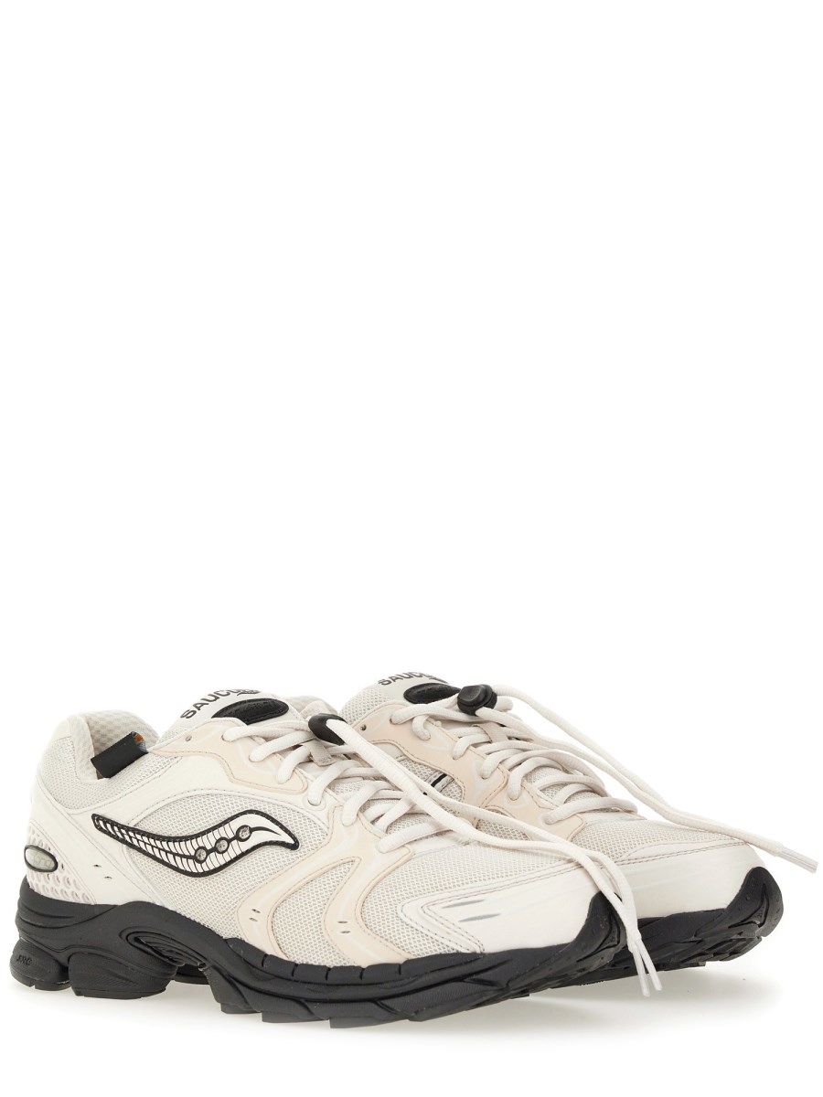 SNEAKER PROGRID TRIUMPH 4