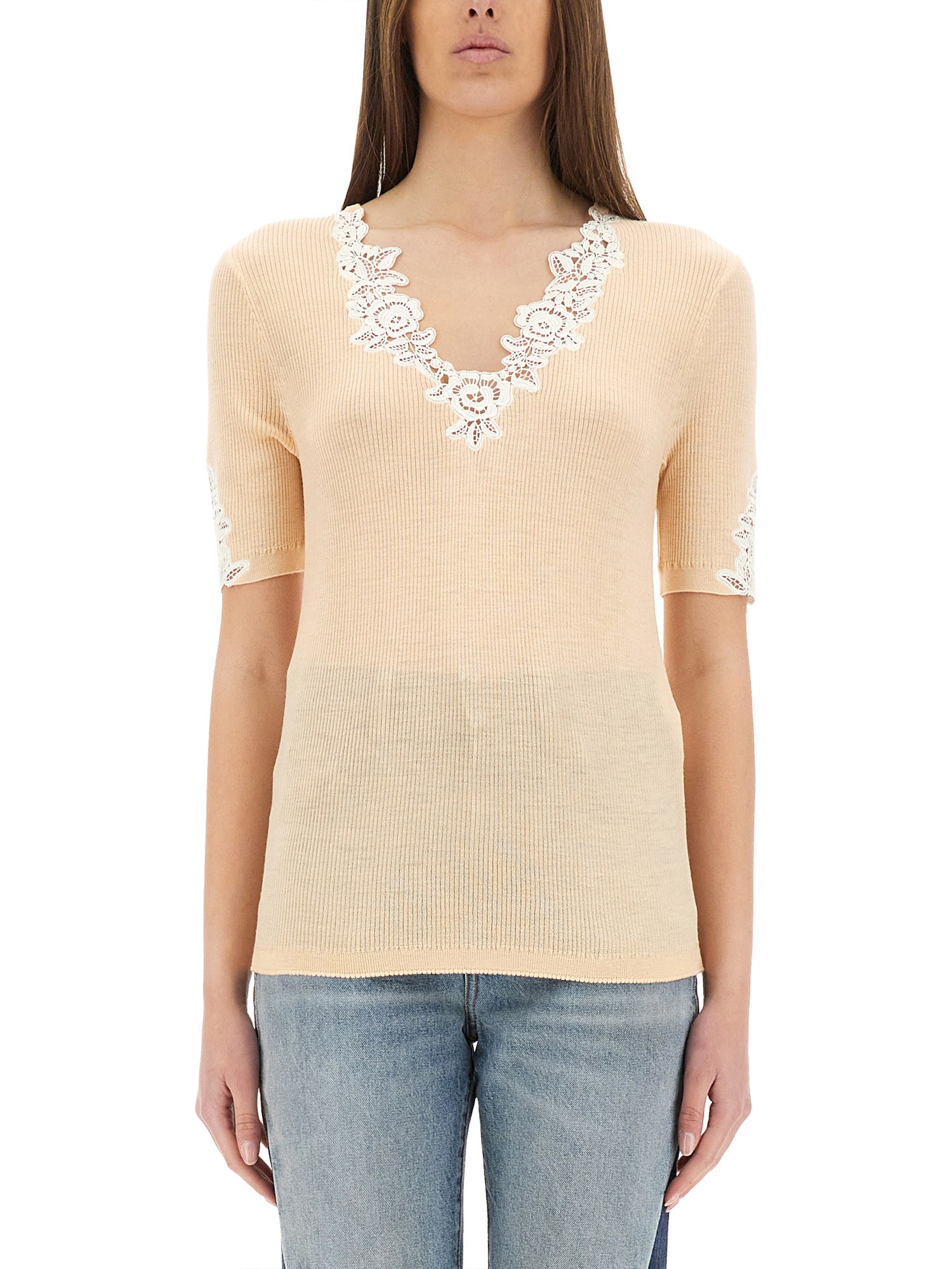 Chloé Fitted Short-sleeve Top In Guipure Lace Wool Knit In Powder