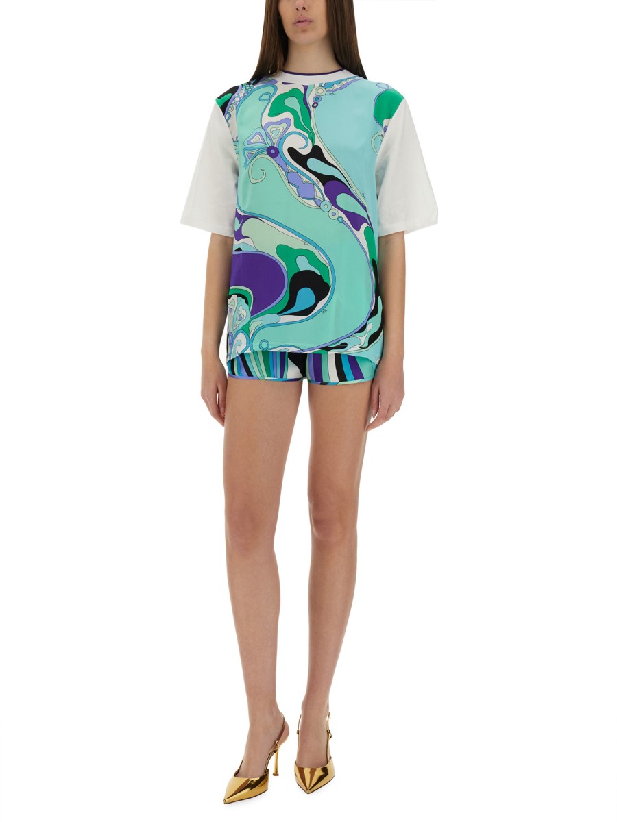 T-SHIRT CON STAMPA