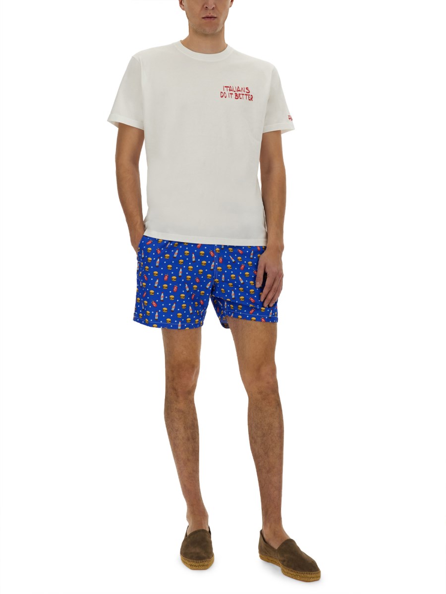 T-SHIRT CON STAMPA 