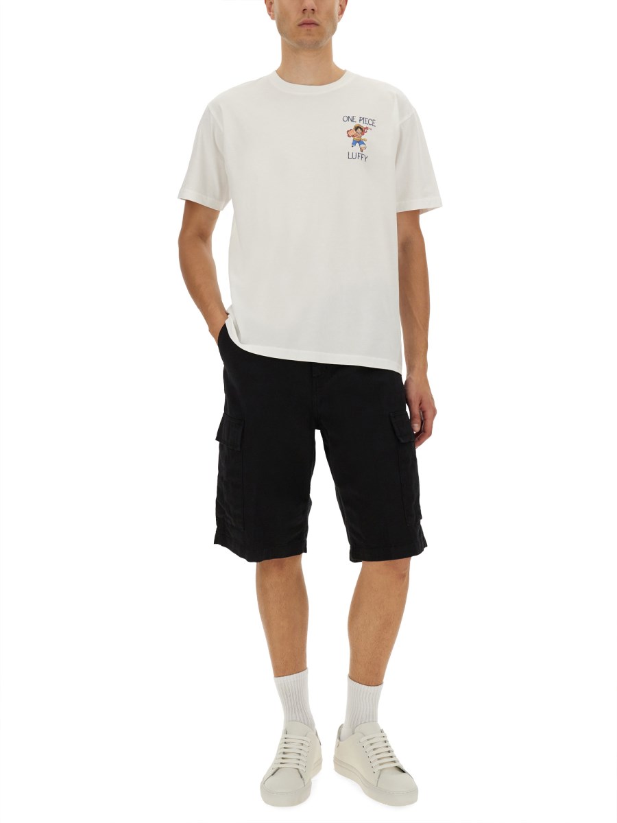 T-SHIRT CON STAMPA ONE PIECE