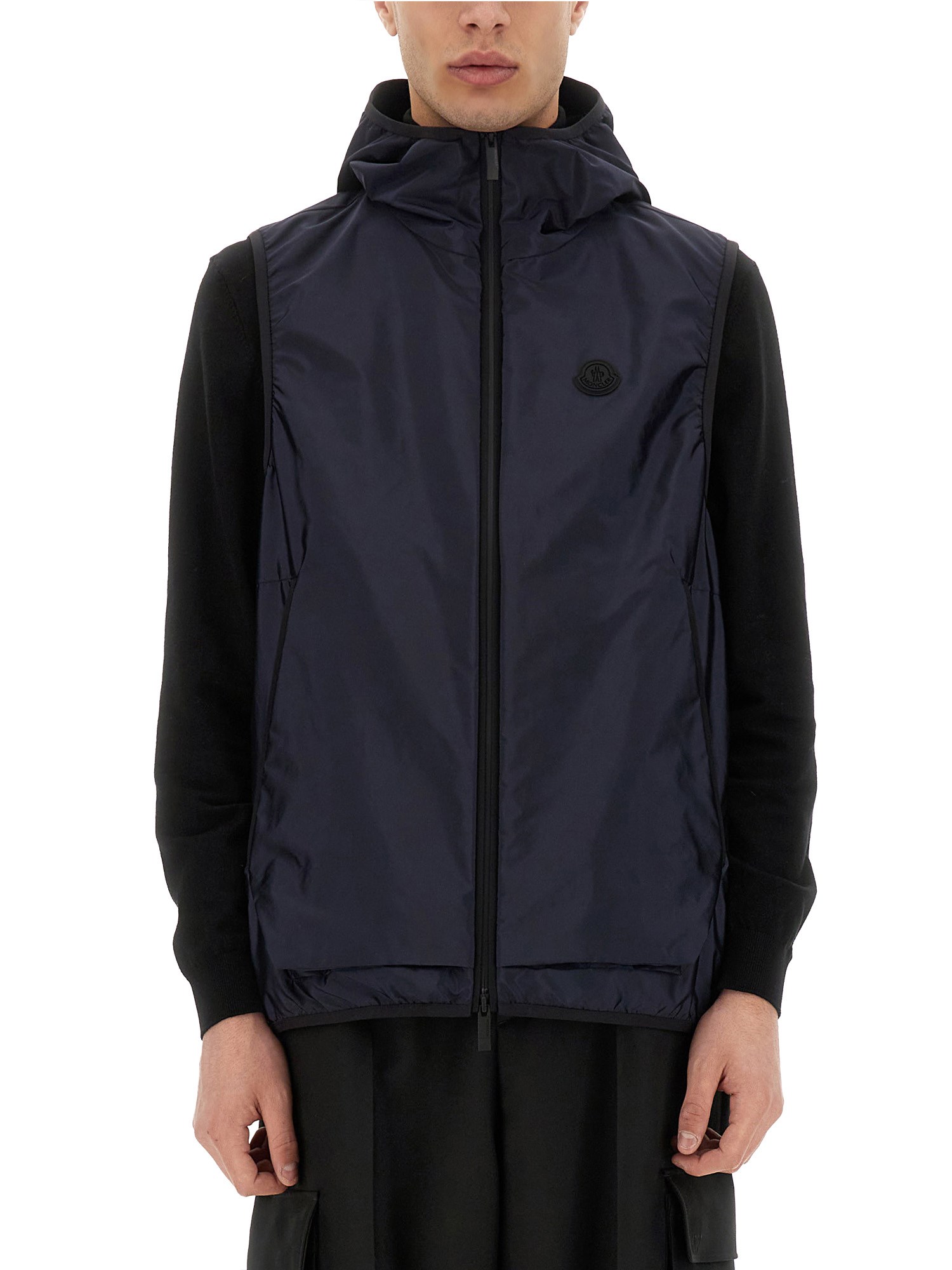 Moncler Moretan Zip-up Vest In Blue