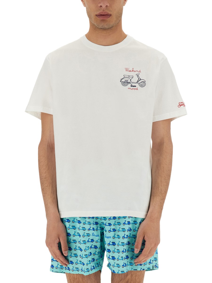 T-SHIRT CON STAMPA 