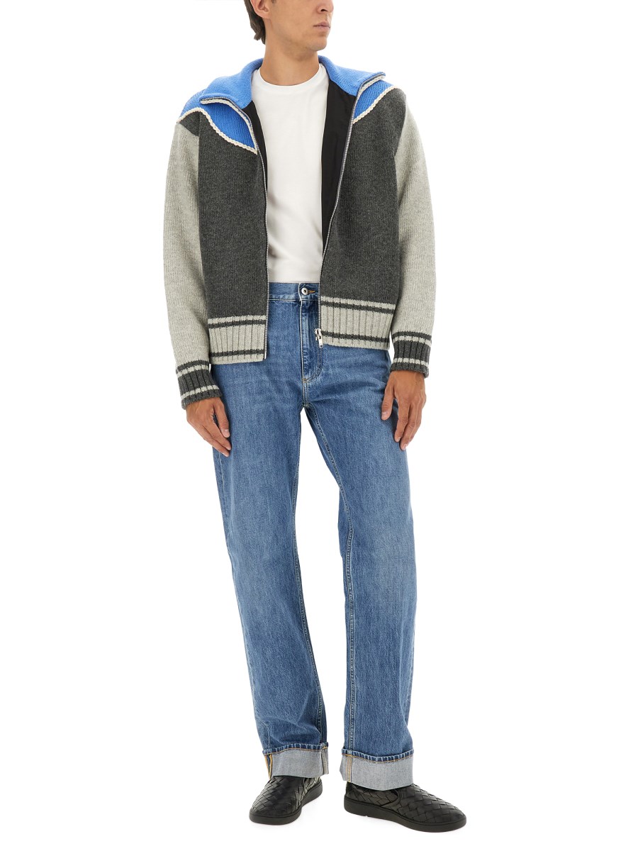 MAGLIA CON ZIP