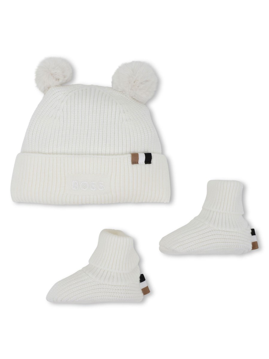 SET CAPPELLO CON SCARPETTE