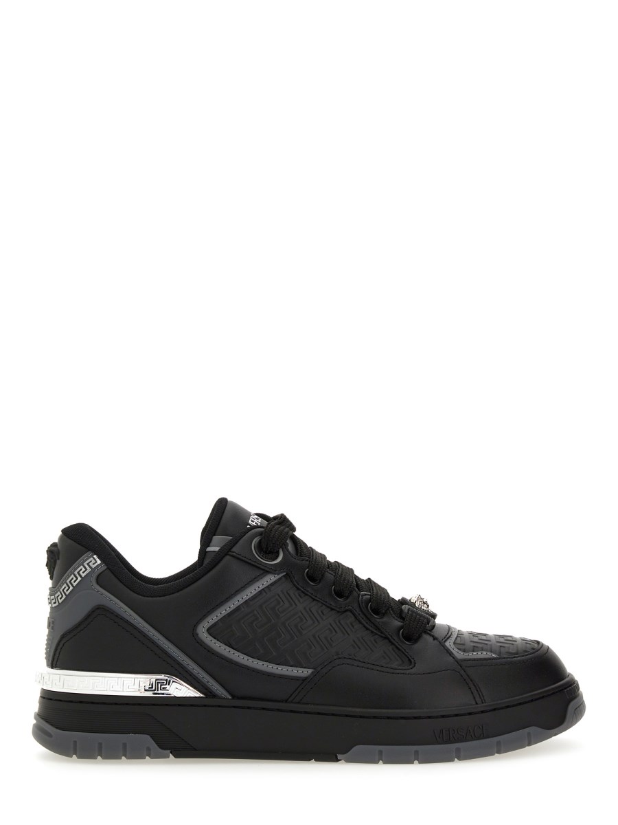 SNEAKER CON GRECA