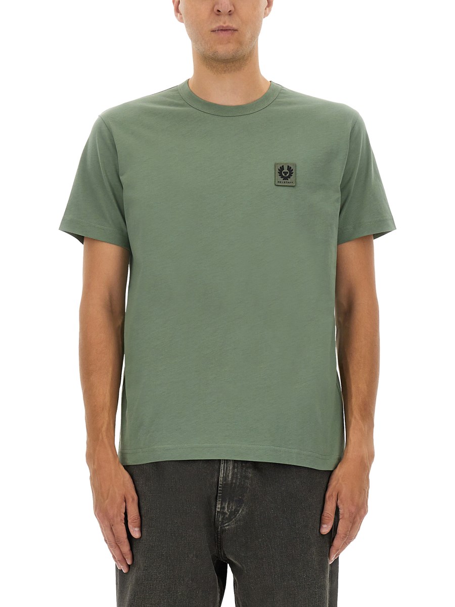 T-SHIRT CON PATCH LOGO