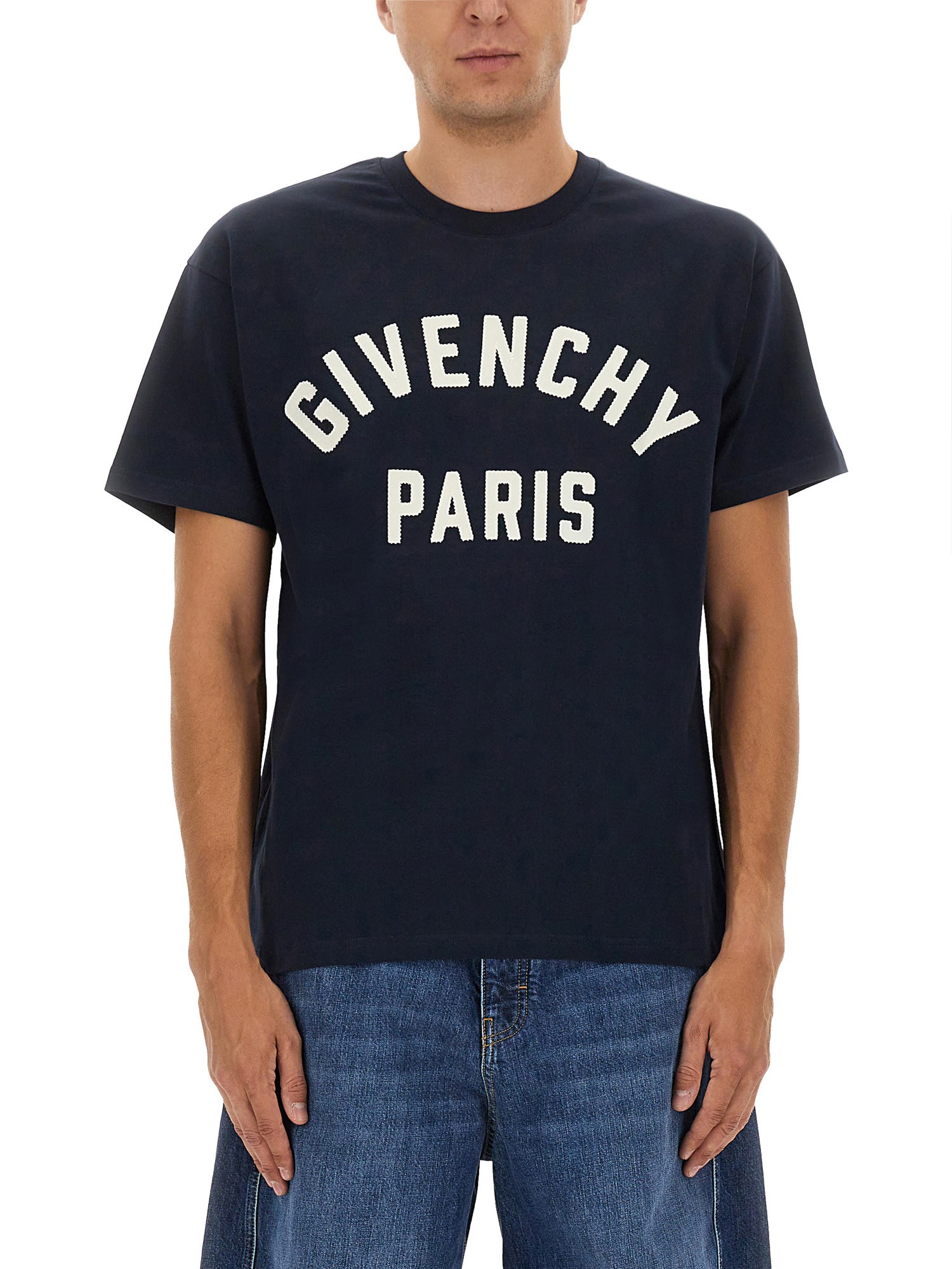 Givenchy Relaxed Fit Black Cotton T-shirt With Bold Logo Print In Blue