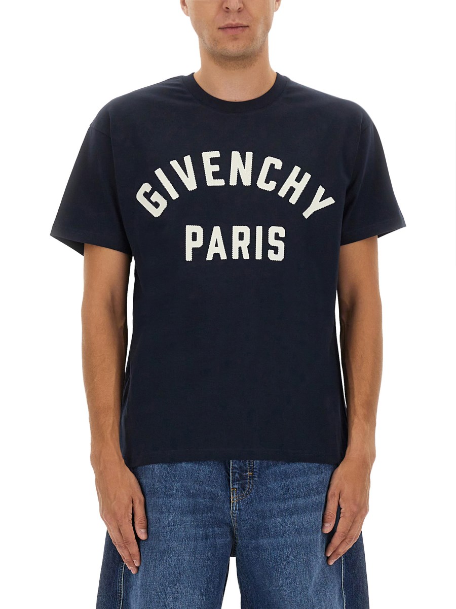 T-SHIRT CON LOGO
