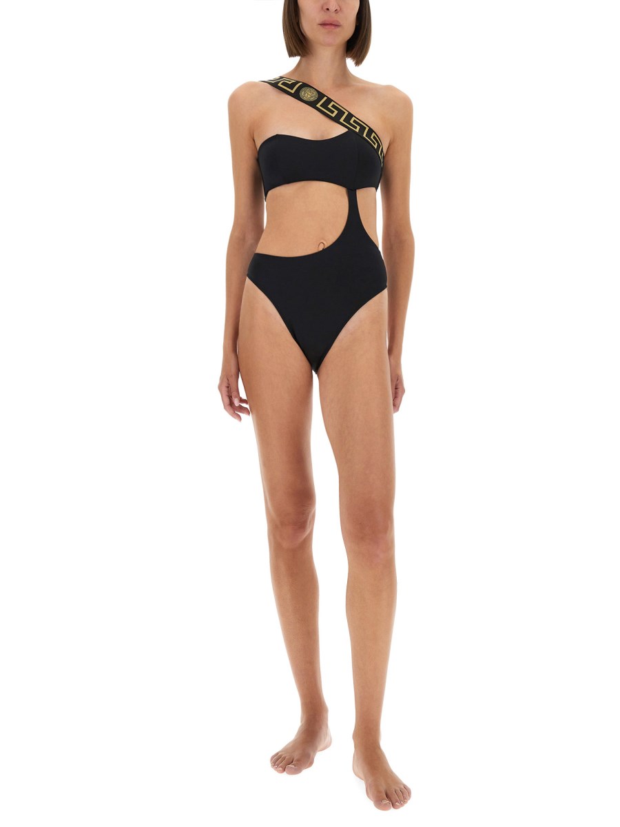 COSTUME INTERO CON BORDO GRECA